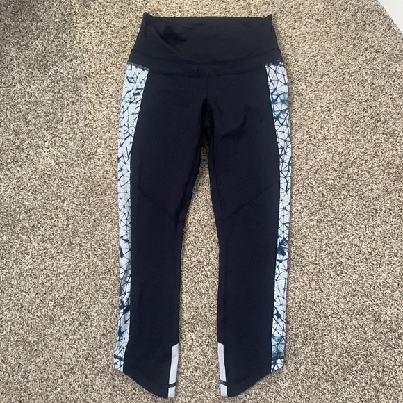 Lululemon 7/8 leggings size 4 black gym workout - Picture 6 of 9